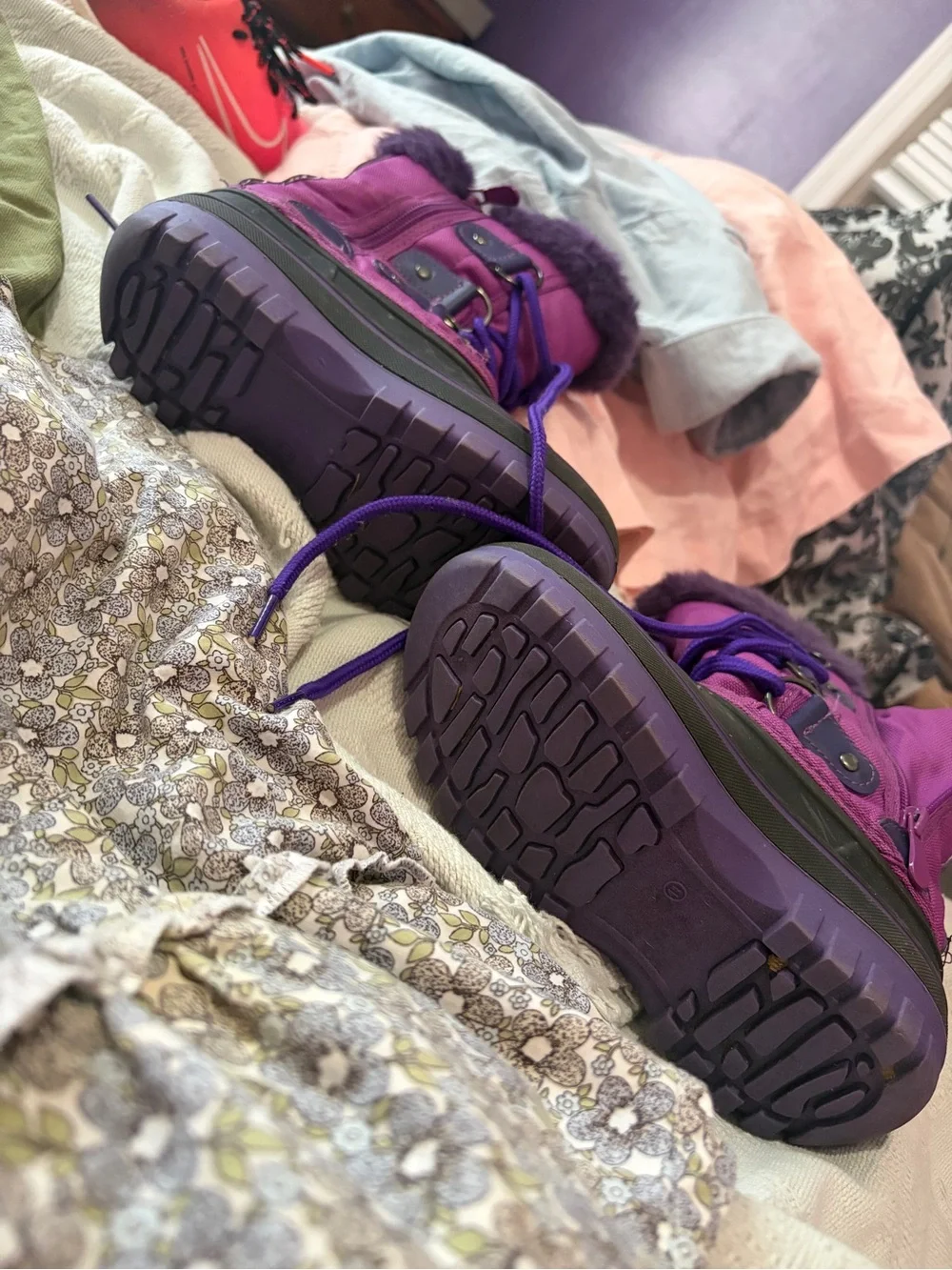 Dream Pairs Kids Purple Forester Winter Snow Boots Faux Fur Size 11 Kids EUC